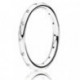 Bague Anneau Scintillant Simple Couleur Argent et Pierres Oxydes de zirconium Taille 52