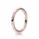 Bague Anneau Scintillant Simple Couleur Rose et Pierres Oxydes de zirconium Taille 50